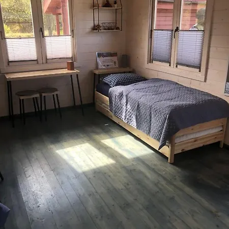 Womocamp Holzhuette 1 Κάμπινγκ *